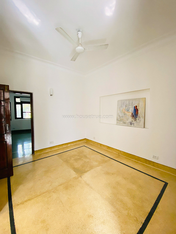 3 BHK Flat For Rent in 166