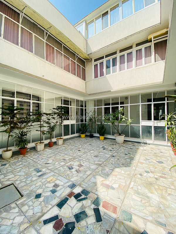 3 BHK Flat For Rent in 166