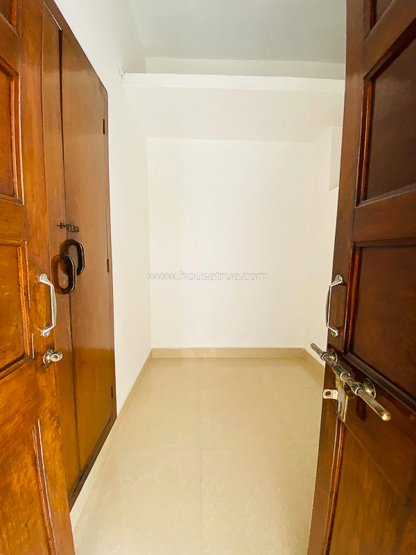 3 BHK Flat For Rent in 166