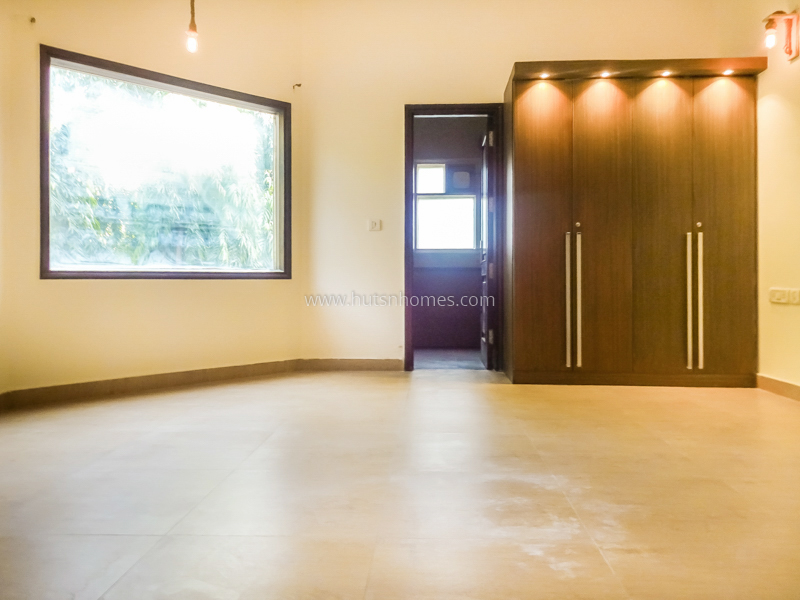7 BHK Farm House For Rent in Dlf Chattarpur Farms