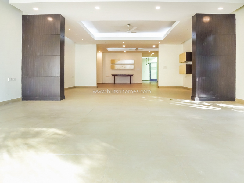 7 BHK Farm House For Rent in Dlf Chattarpur Farms
