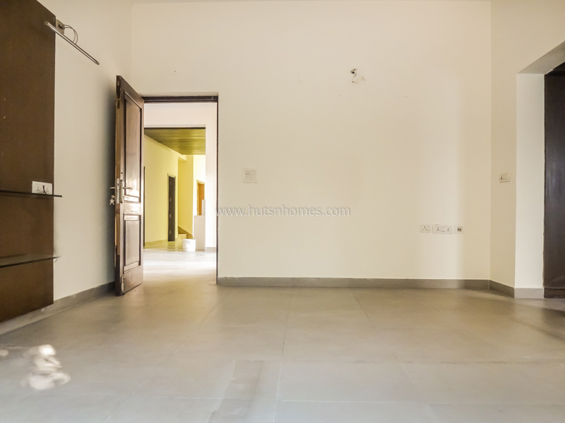 7 BHK Farm House For Rent in Dlf Chattarpur Farms