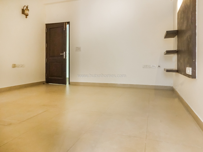 7 BHK Farm House For Rent in Dlf Chattarpur Farms