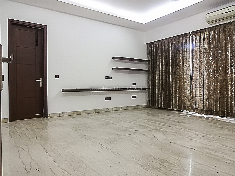 6 BHK Farm House For Rent in Vasant Kunj