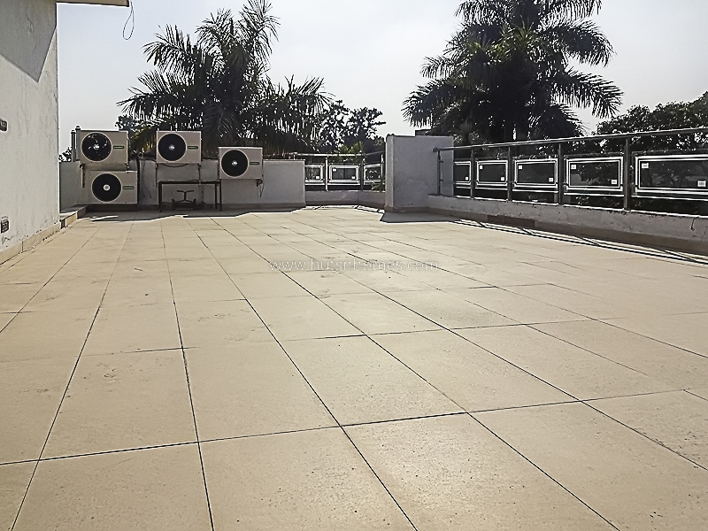 6 BHK Farm House For Rent in Vasant Kunj