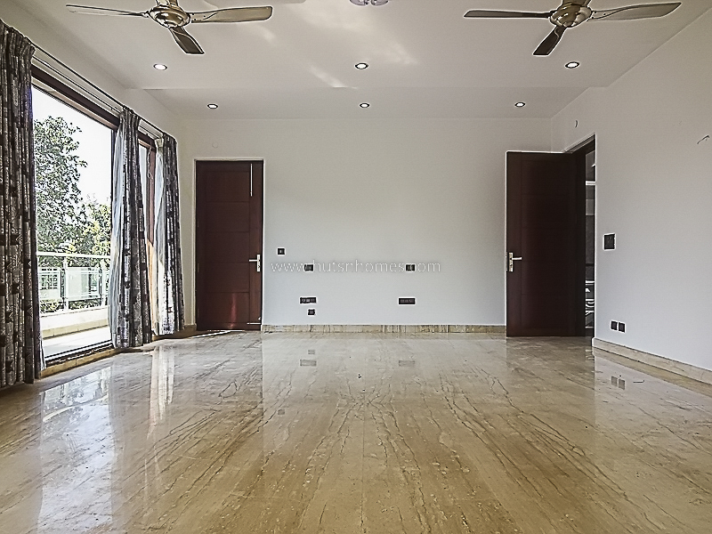 6 BHK Farm House For Rent in Vasant Kunj
