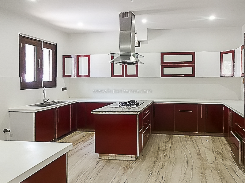 6 BHK Farm House For Rent in Vasant Kunj