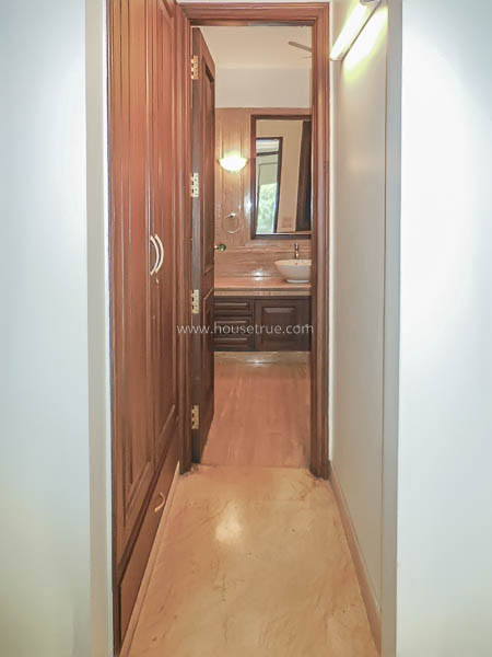 3 BHK Builder Floor For Rent in Golf Links