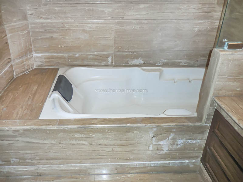 3 BHK Builder Floor For Rent in Golf Links