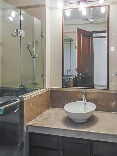 3 BHK Builder Floor For Rent in Golf Links