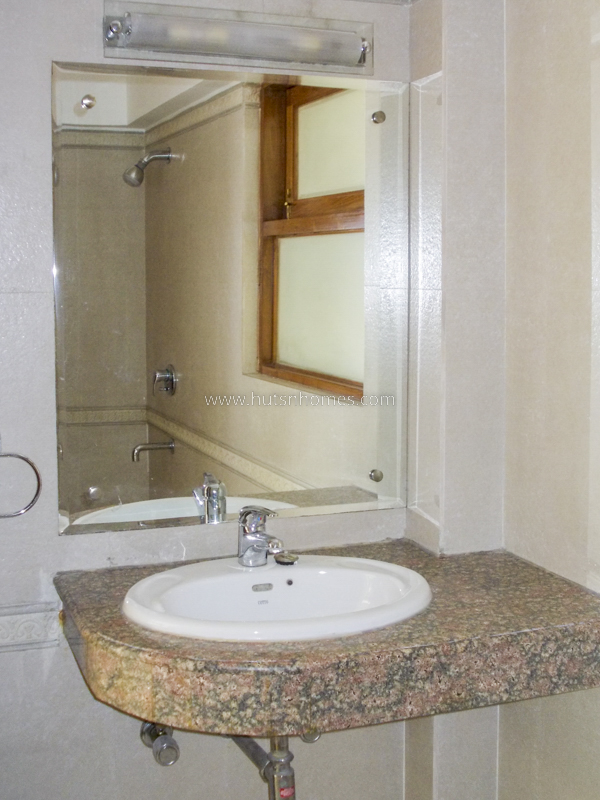 3 BHK Flat For Rent in 166
