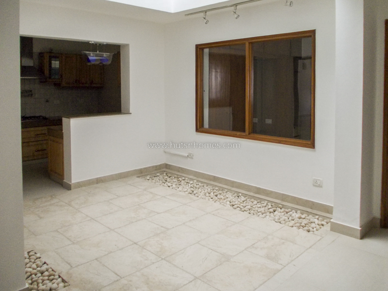 3 BHK Flat For Rent in 166
