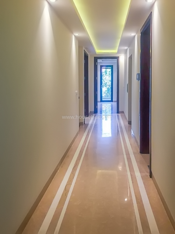 4 BHK Duplex For Rent in Vasant Vihar