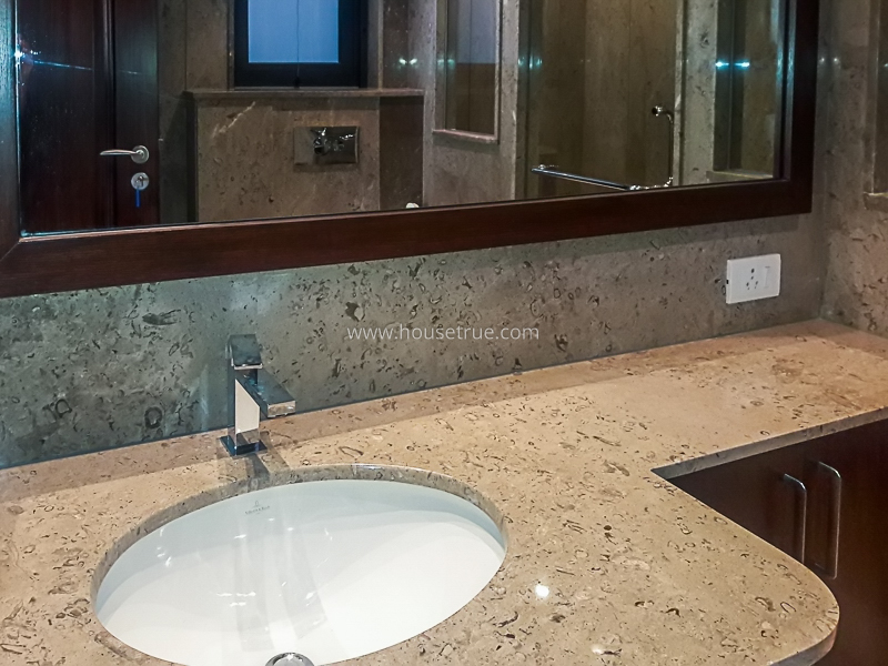 4 BHK Duplex For Rent in Vasant Vihar