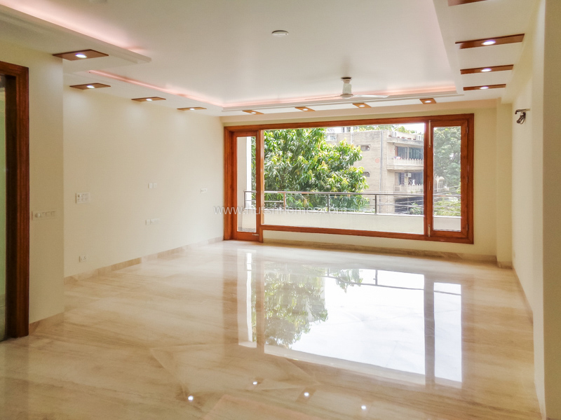 4 BHK Flat For Rent in Vasant Vihar