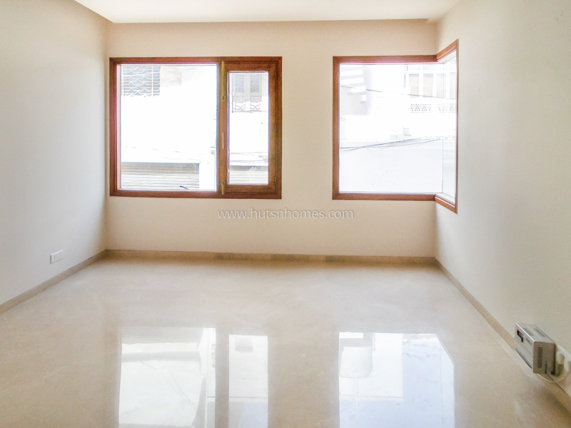 3 BHK Flat For Rent in Jor Bagh
