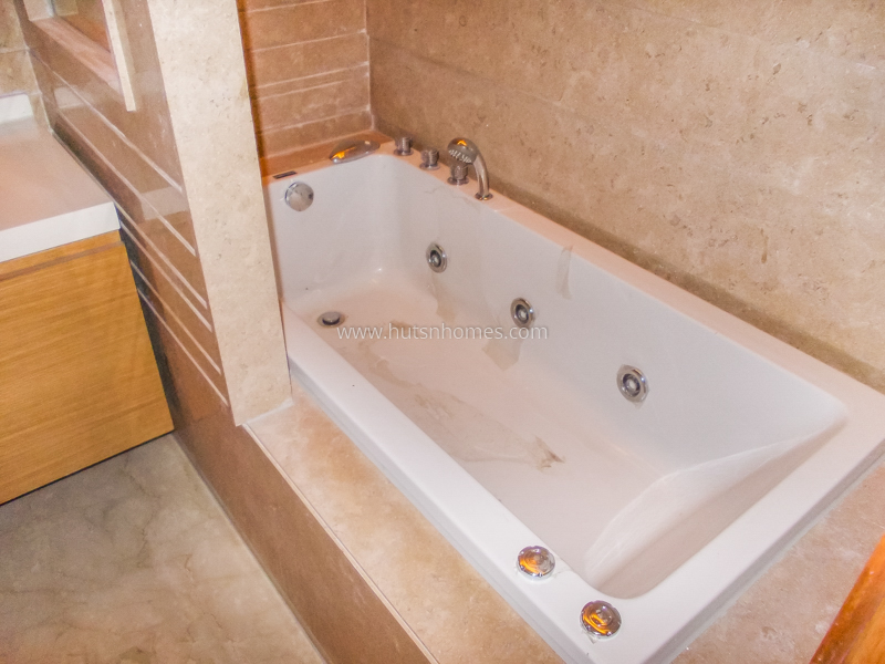 3 BHK Flat For Rent in Jor Bagh