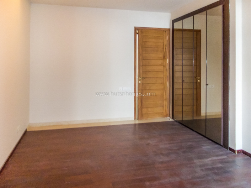3 BHK Flat For Rent in Jor Bagh