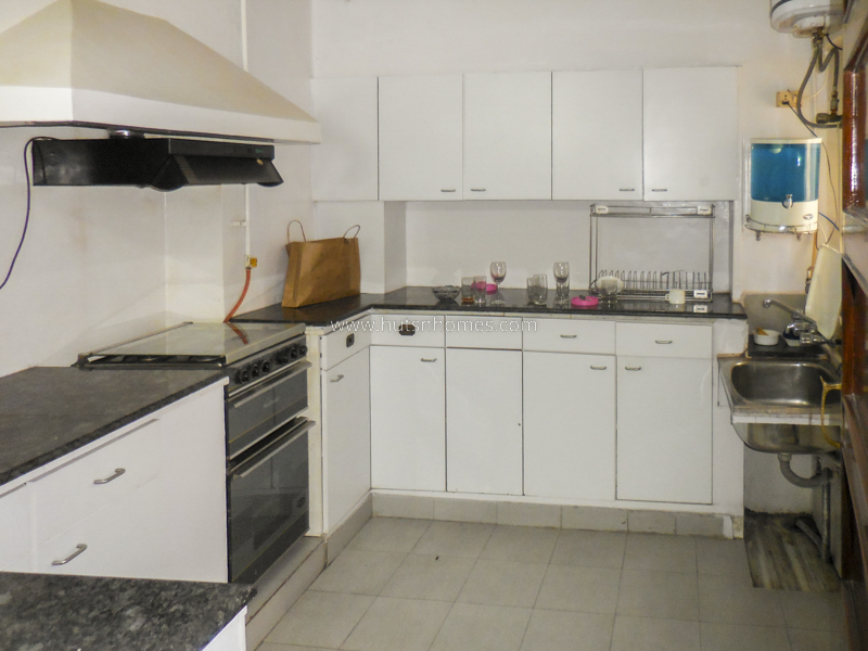 2 BHK Flat For Rent in Golf Links