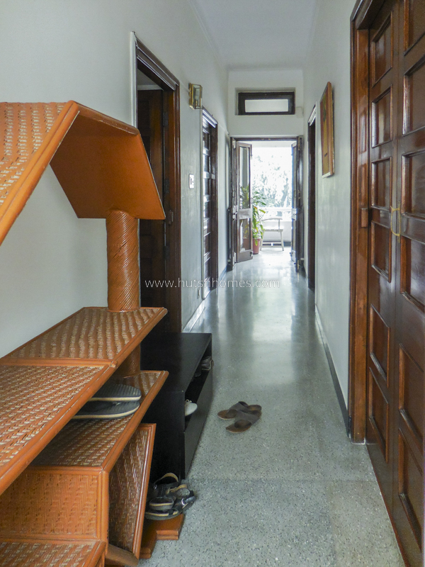 2 BHK Flat For Rent in Golf Links