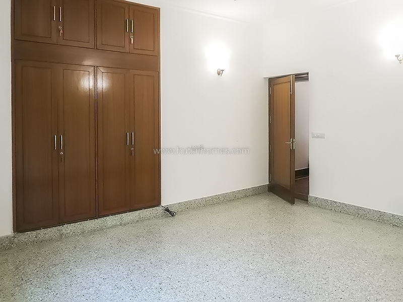 3 BHK Flat For Rent in Golf Links
