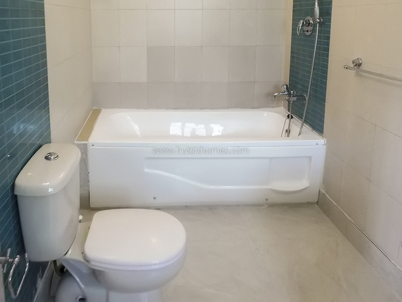 3 BHK Flat For Rent in Golf Links