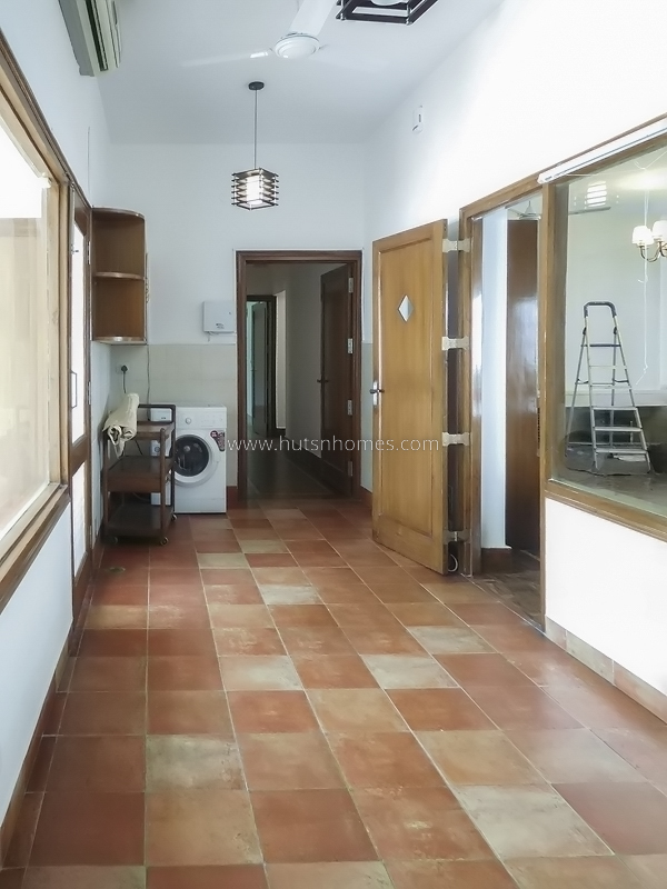 3 BHK Flat For Rent in Golf Links