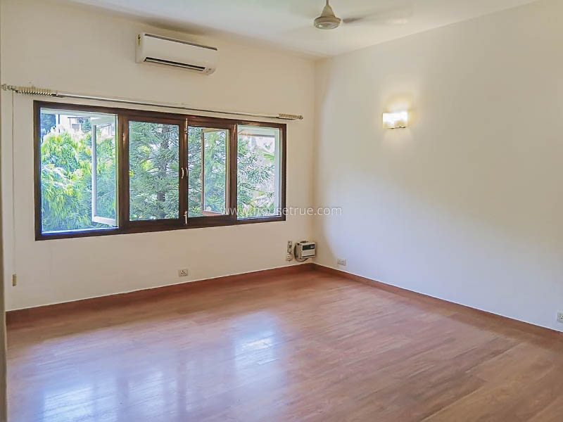 3 BHK Flat For Rent in Golf Links