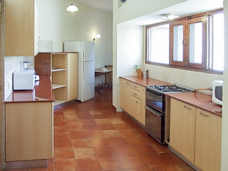 3 BHK Flat For Rent in Golf Links