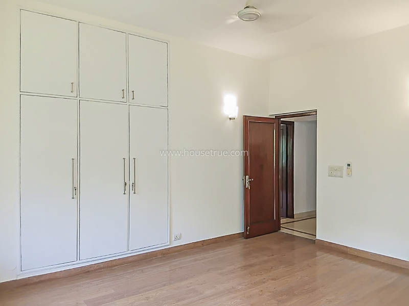 3 BHK Flat For Rent in Golf Links