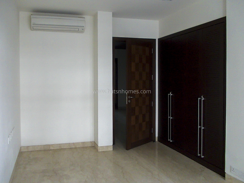 3 BHK Flat For Rent in Golf Links