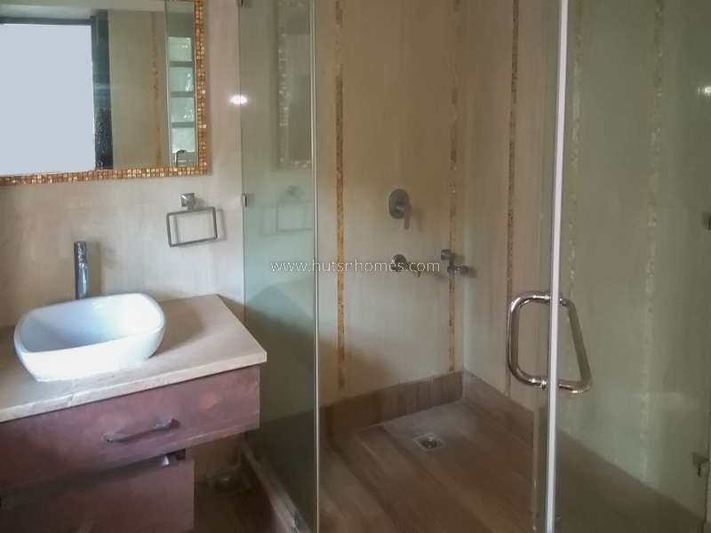 4 BHK Farm House For Rent in Westend Greens