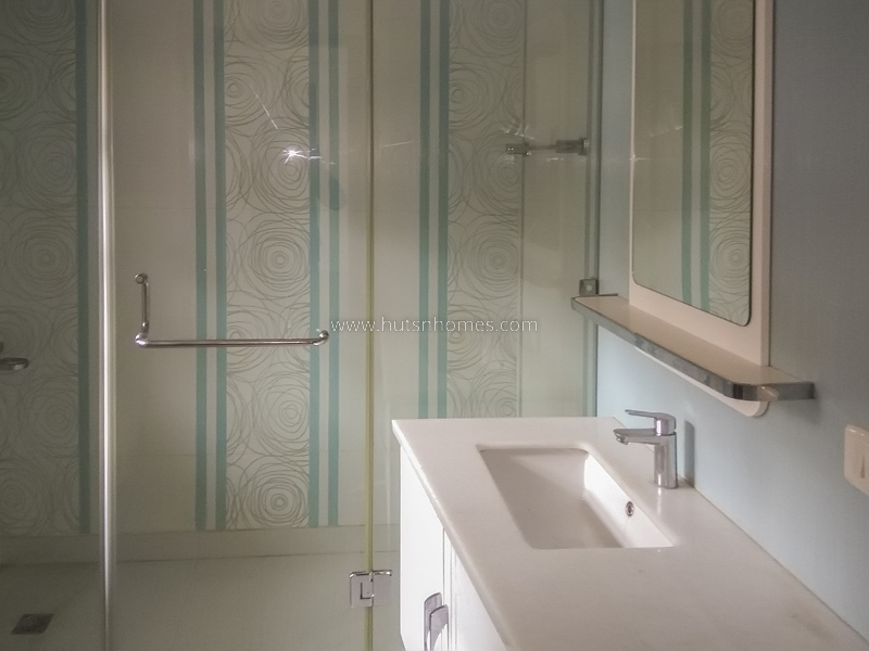 4 BHK Farm House For Rent in Westend Greens