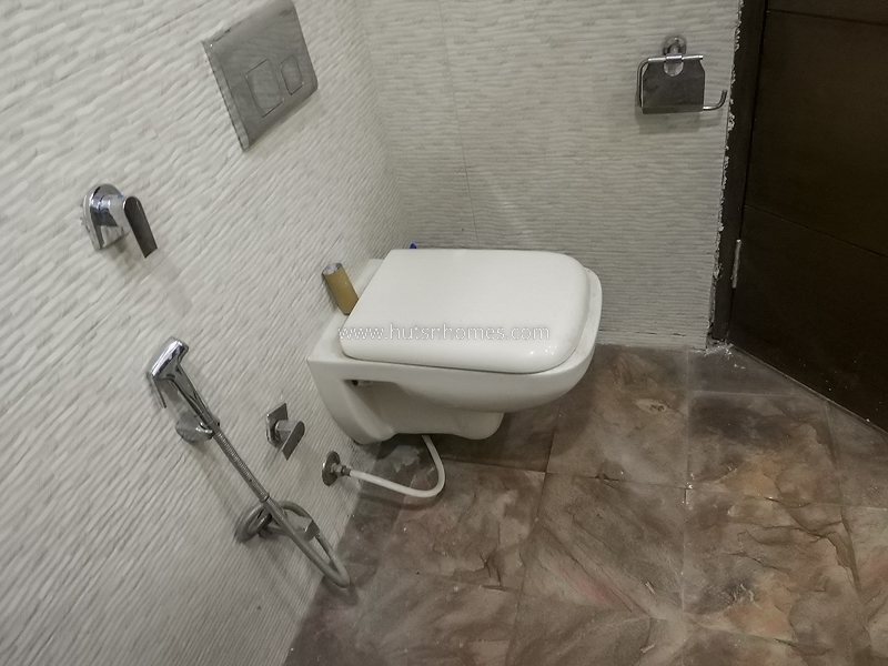 2 BHK Flat For Rent in Golf Links