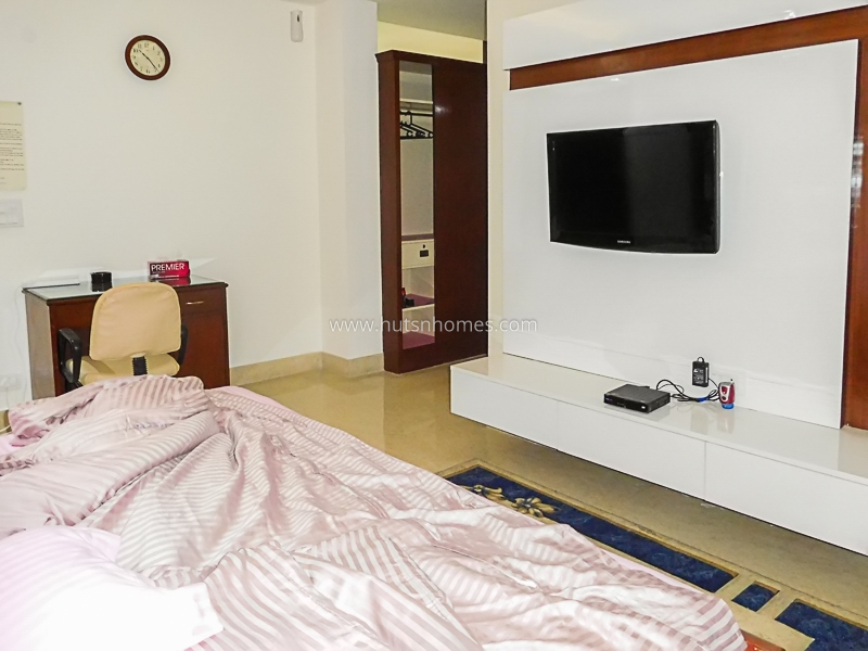 4 BHK Flat For Rent in Ishwar Nagar