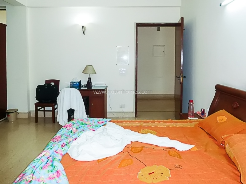 4 BHK Flat For Rent in Ishwar Nagar