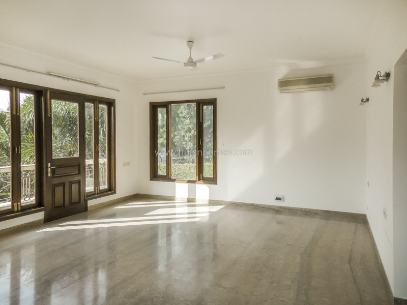 4 BHK Farm House For Rent in DLF Chttarpur