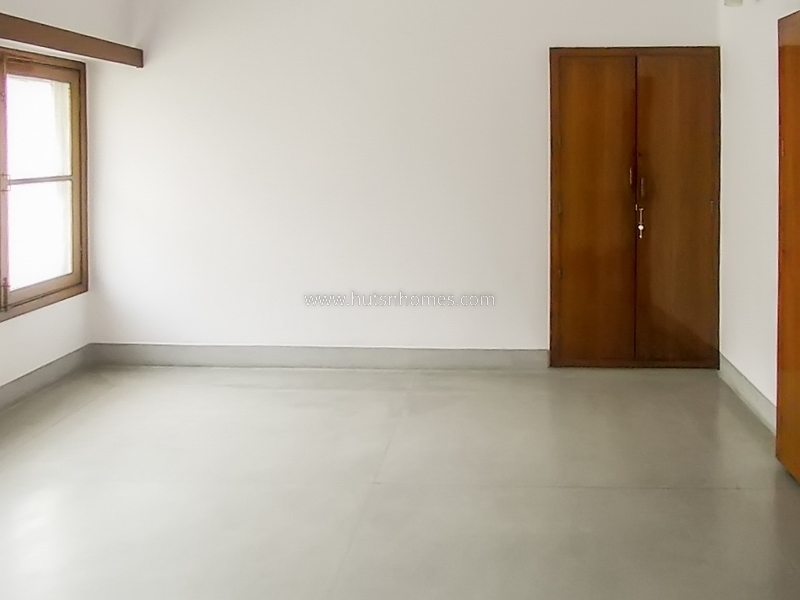 3 BHK Flat For Rent in Golf Links