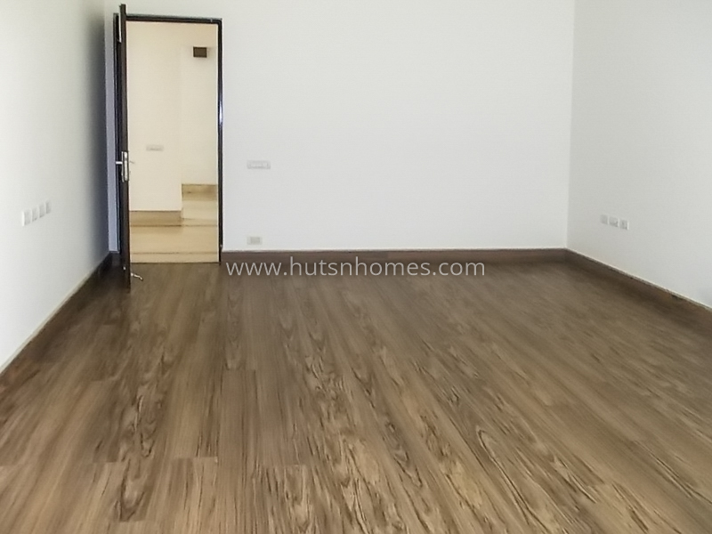 5 BHK Farm House For Rent in Chattarpur