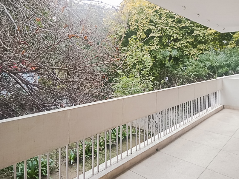 4 BHK Flat For Rent in Vasant Vihar