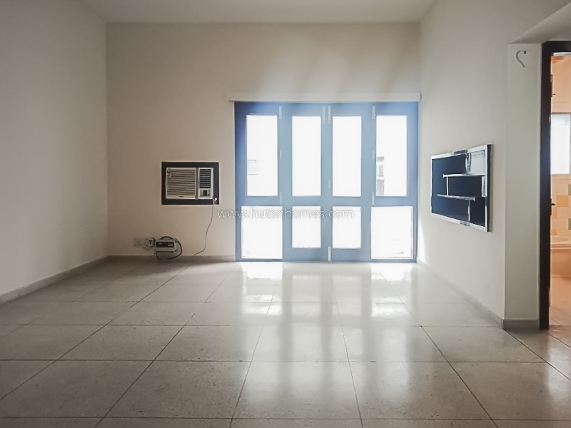 4 BHK Flat For Rent in Vasant Vihar