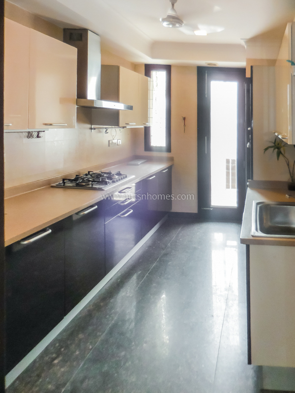 3 BHK Flat For Rent in Jor Bagh