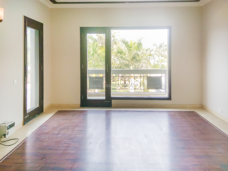 4 BHK Farm House For Rent in Dlf Chattarpur Farms