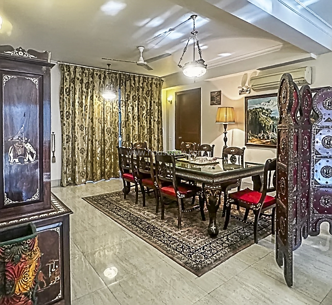 4 BHK Flat For Rent in Chanakyapuri