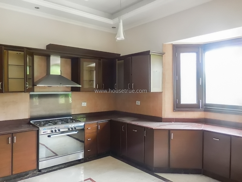 4 BHK Farm House For Rent in DLF Chttarpur