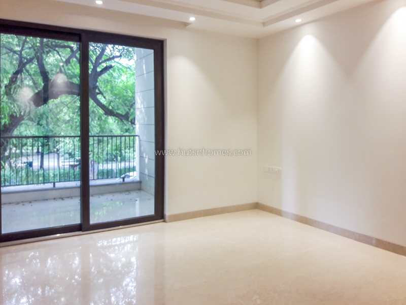 3 BHK Flat For Rent in Shanti Niketan
