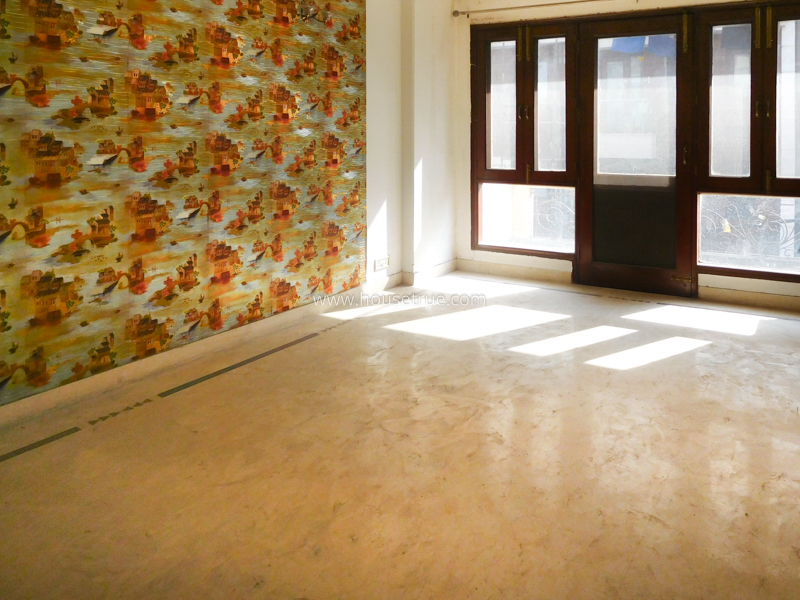12 BHK House For Rent in Hemkunth Colony