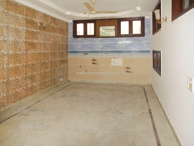 12 BHK House For Rent in Hemkunth Colony