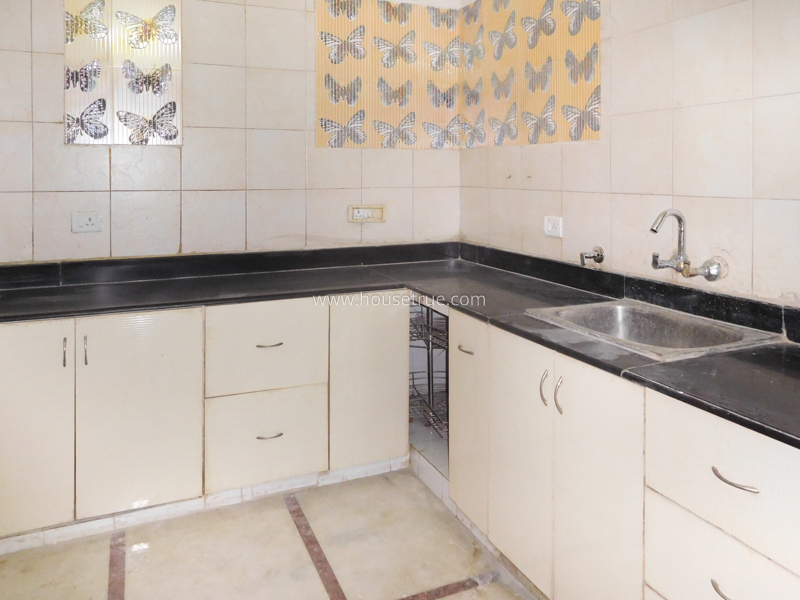 12 BHK House For Rent in Hemkunth Colony