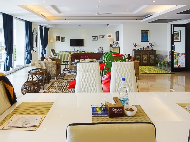 4 BHK Flat For Rent in Golf Course Road